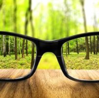 What Causes Seeing Prisms in Peripheral Vision? – VISION CARE